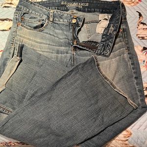 American Eagle Super  Stretch Artist Jeans